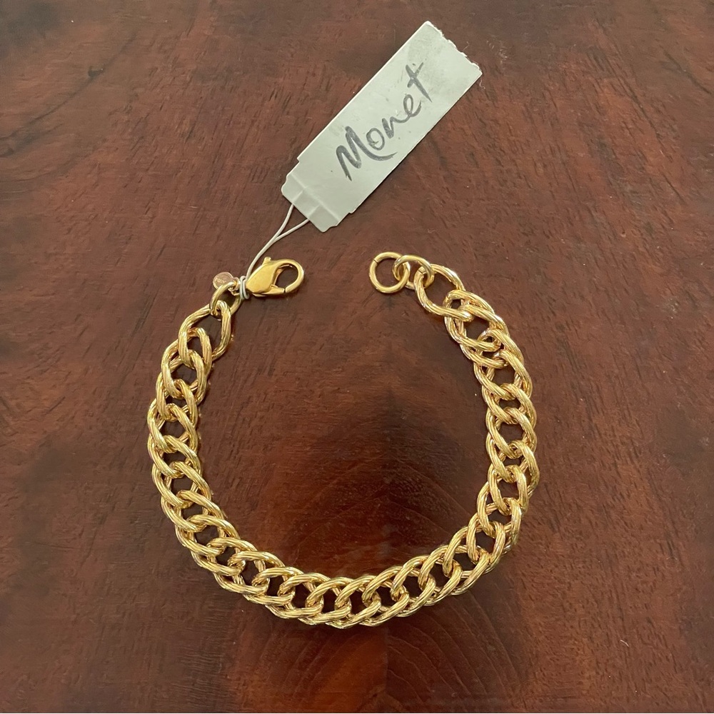 NOS Vintage Monet Gold Tone Textured Curb Chain Link Bracelet; 7.5”